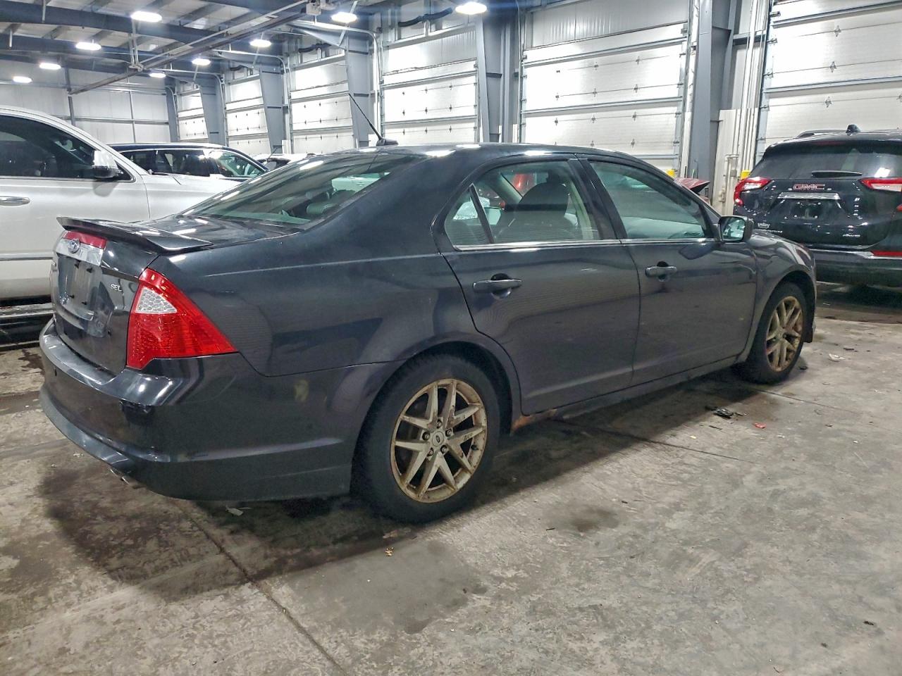 2010 FORD FUSION SEL photo 3