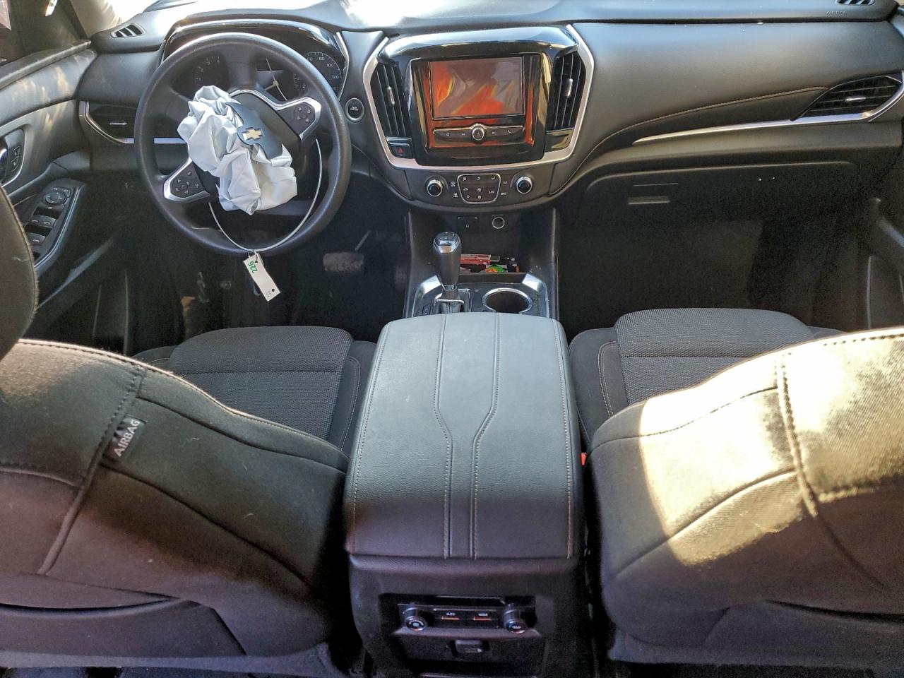 2019 CHEVROLET TRAVERSE LS photo 8