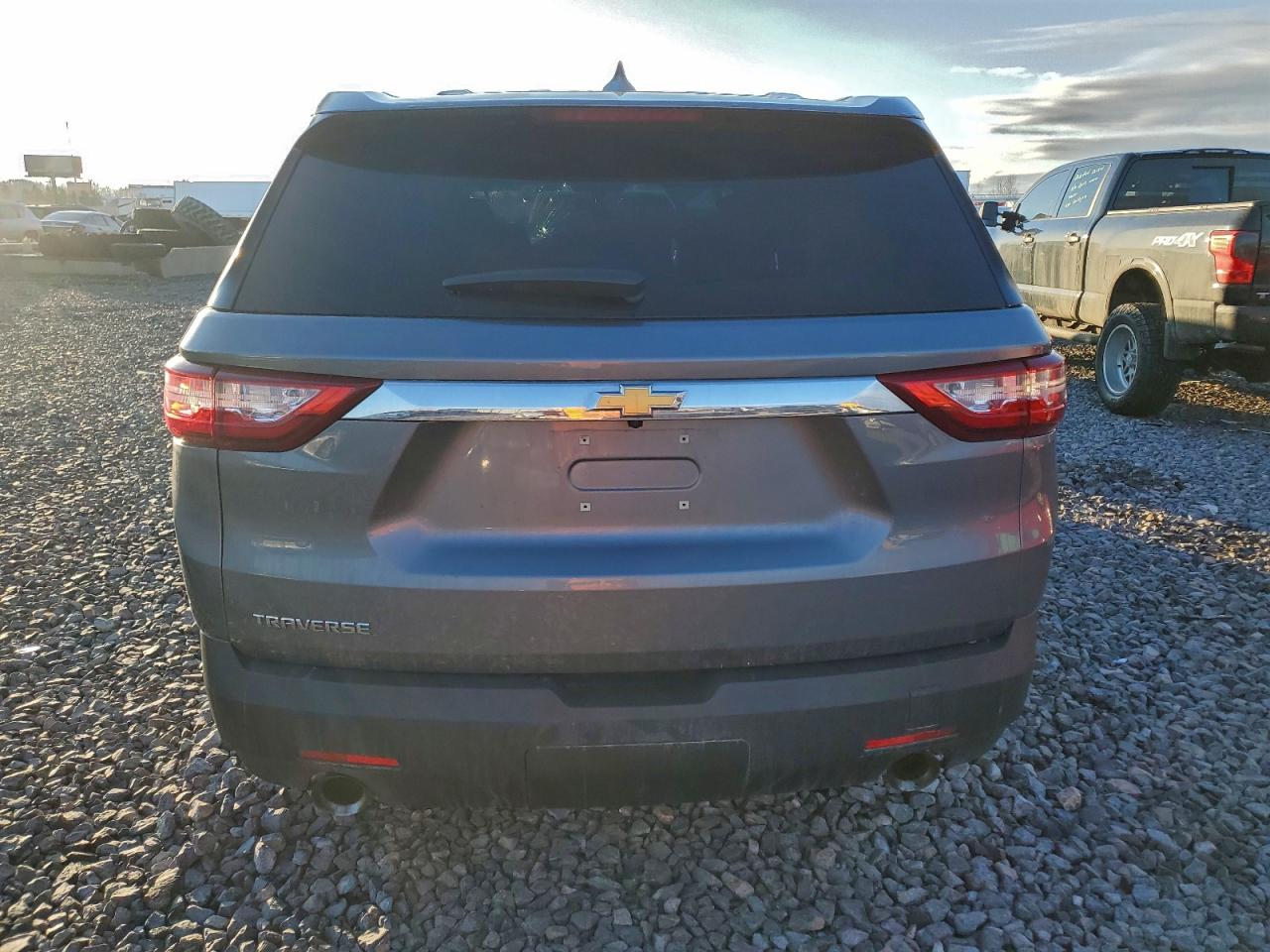 2019 CHEVROLET TRAVERSE LS photo 6