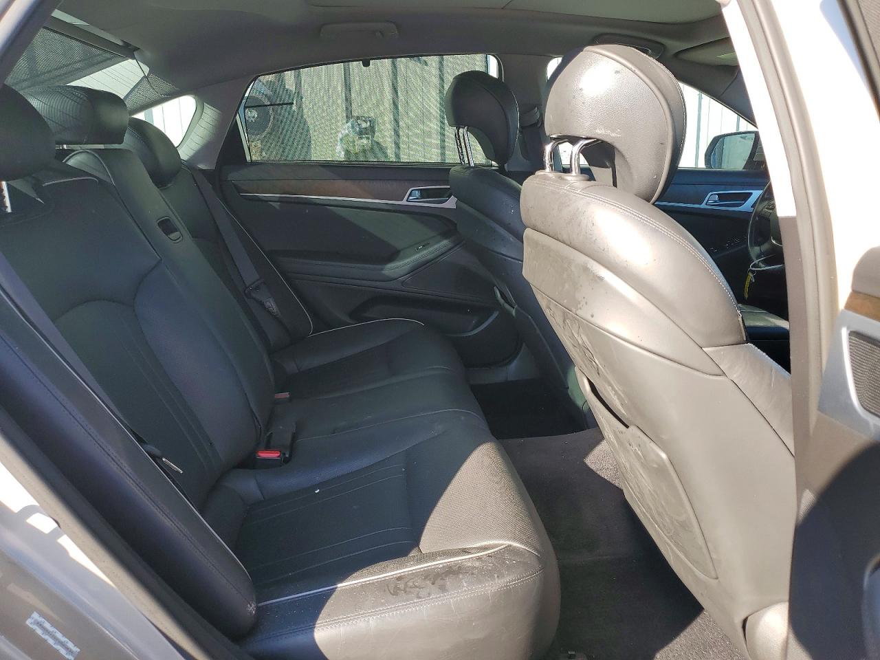 2015 HYUNDAI GENESIS 3.8L photo 10