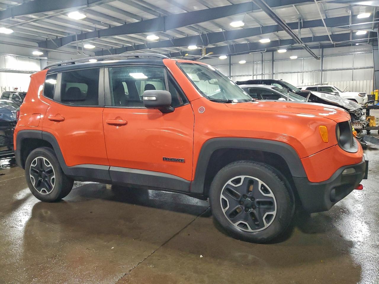 2015 JEEP RENEGADE TRAILHAWK photo 4