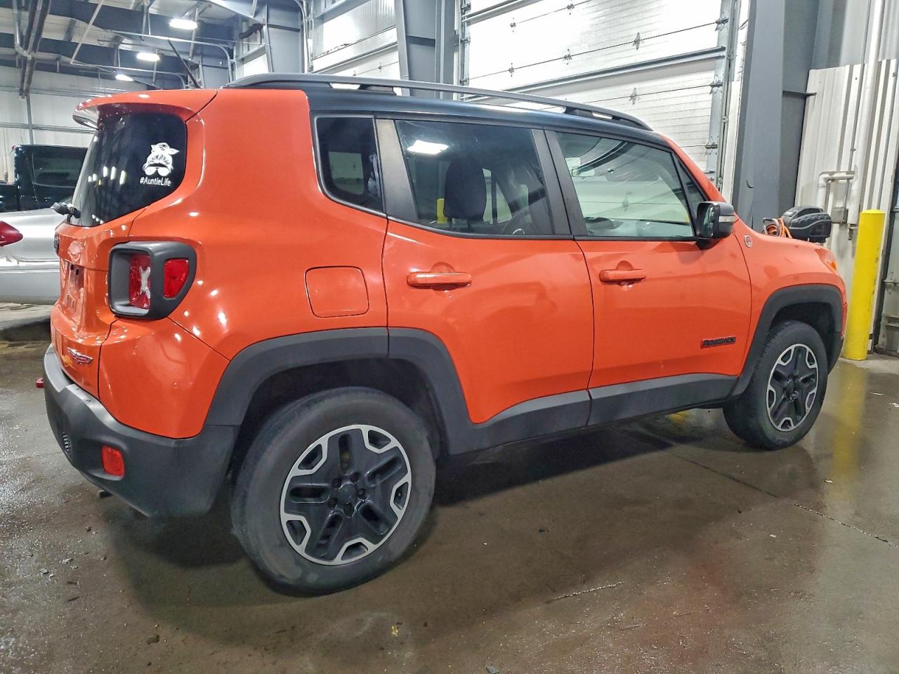 2015 JEEP RENEGADE TRAILHAWK photo 3