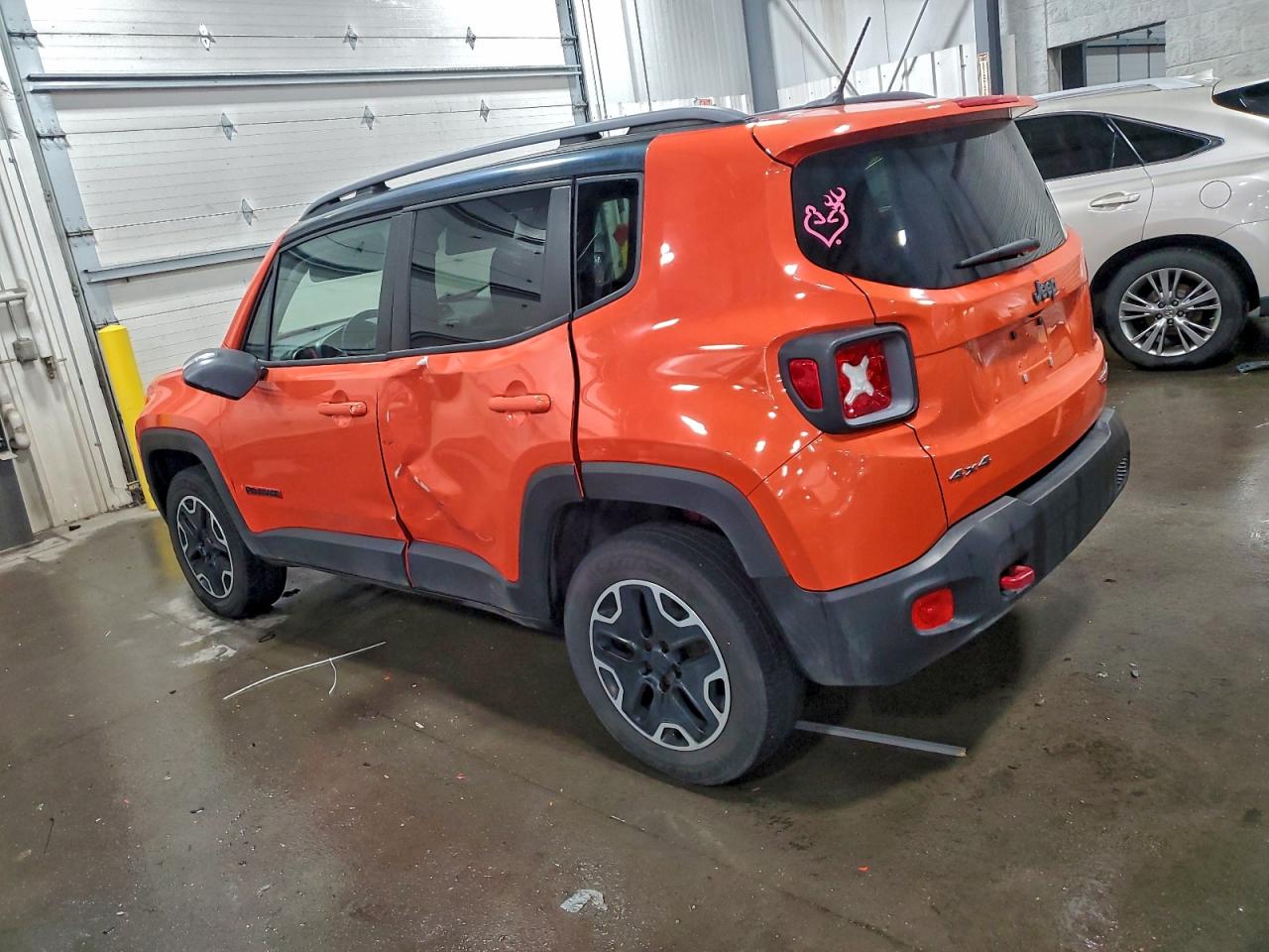 2015 JEEP RENEGADE TRAILHAWK photo 2