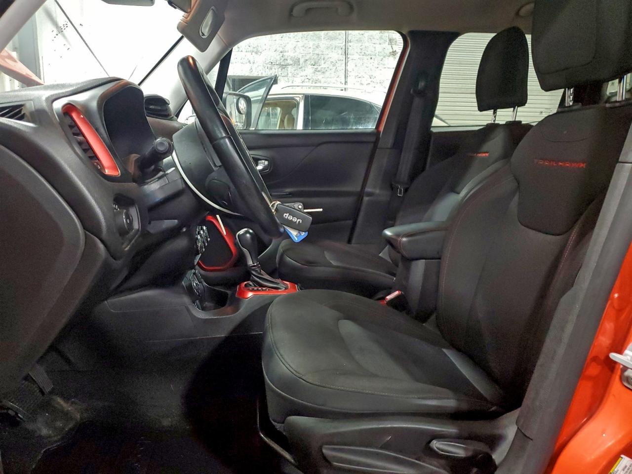 2015 JEEP RENEGADE TRAILHAWK photo 7