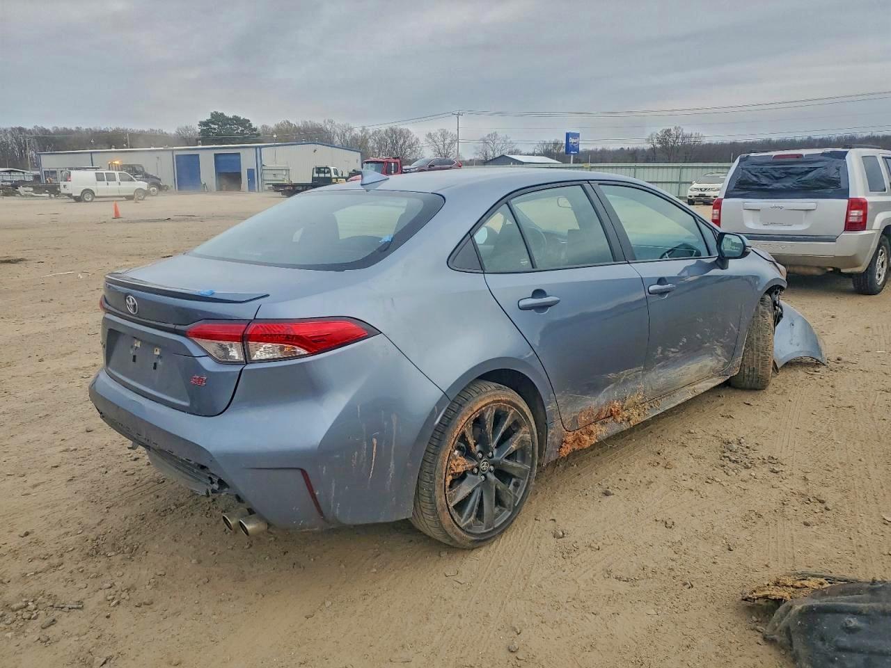 2025 TOYOTA COROLLA SE photo 3