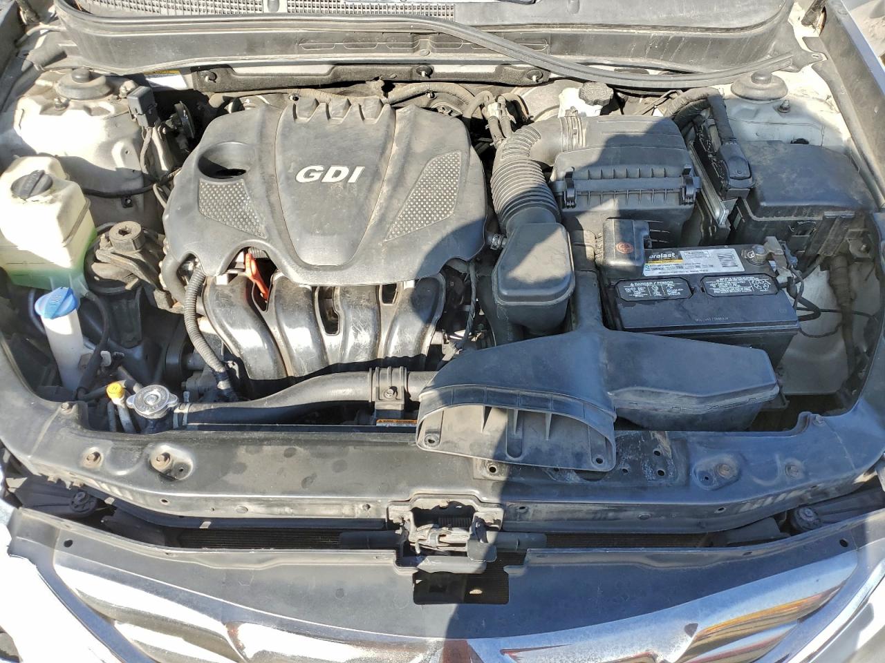 2011 HYUNDAI SONATA SE photo 11