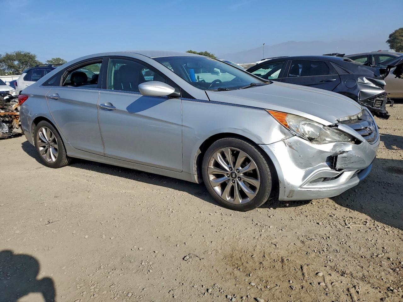 2011 HYUNDAI SONATA SE photo 4