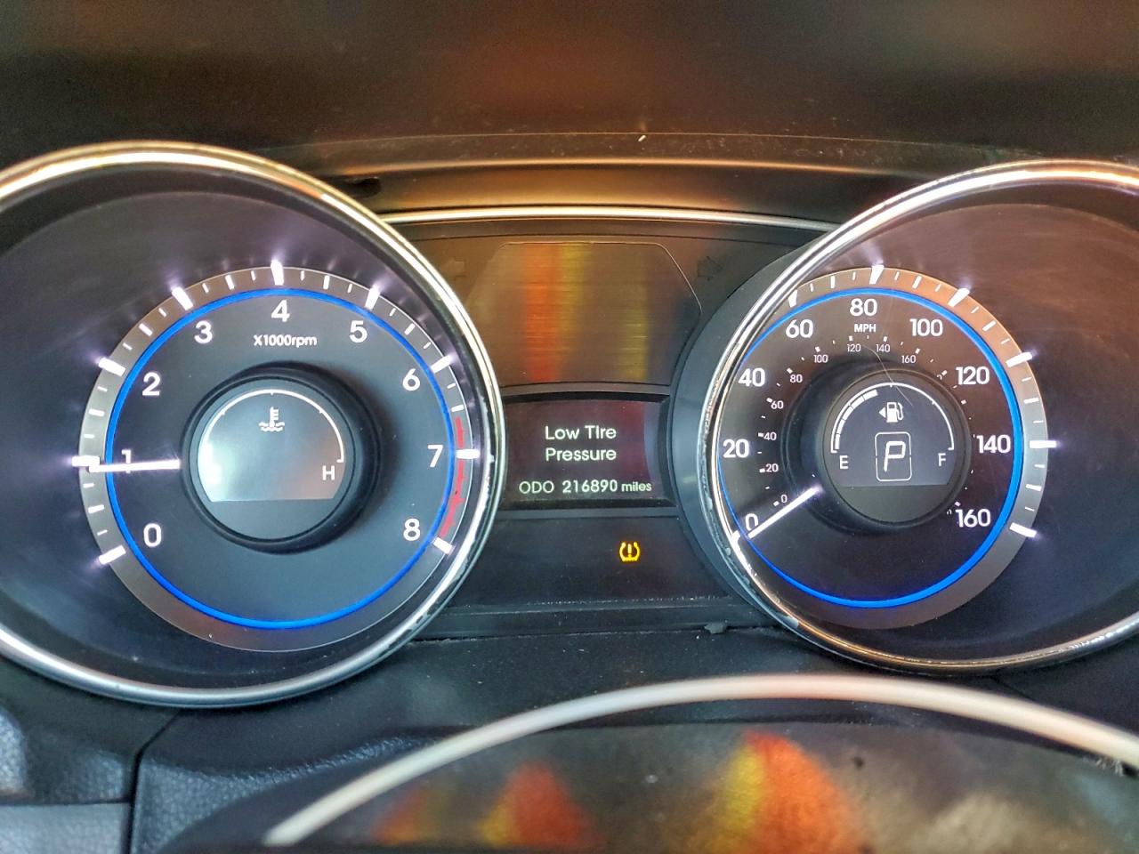 2011 HYUNDAI SONATA SE photo 9