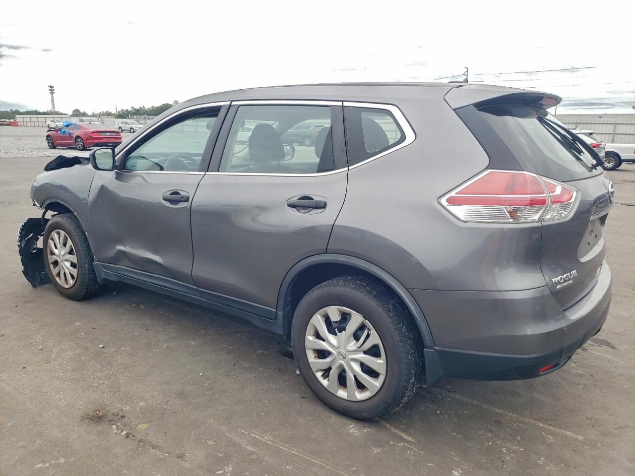 2016 NISSAN ROGUE S photo 2