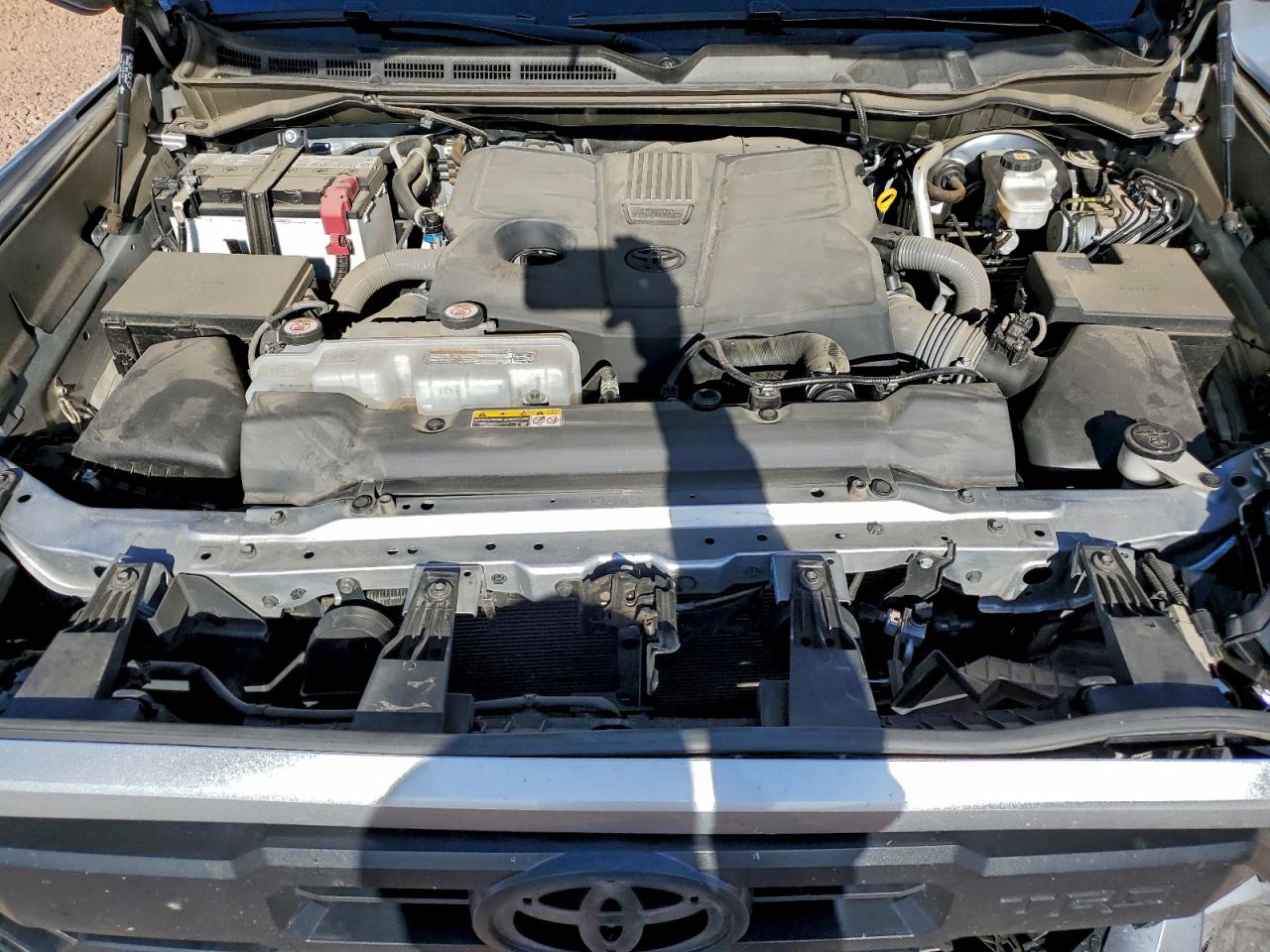 2024 TOYOTA TUNDRA CREWMAX LIMITED photo 11