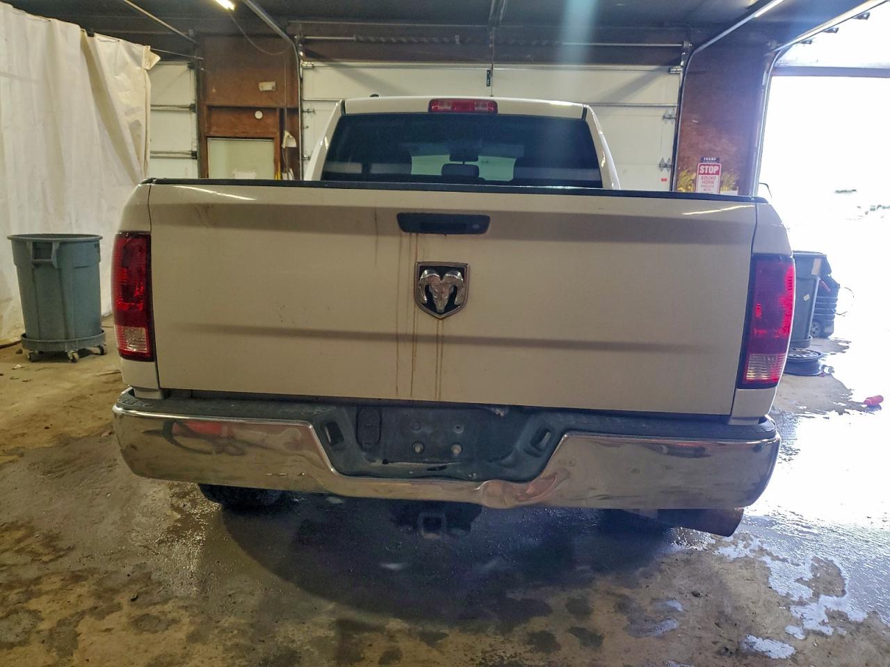 2014 RAM 1500 ST photo 6
