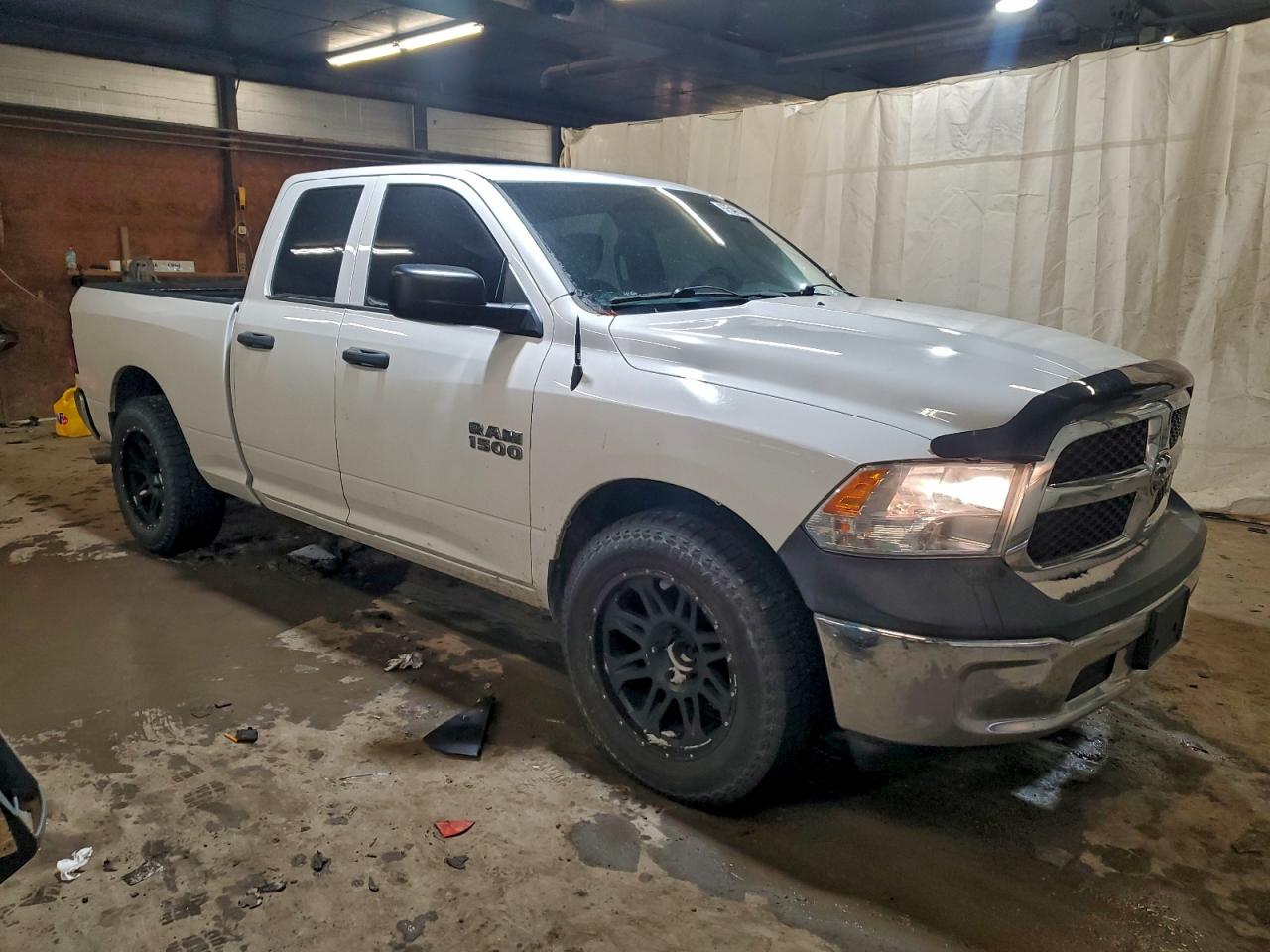 2014 RAM 1500 ST photo 4