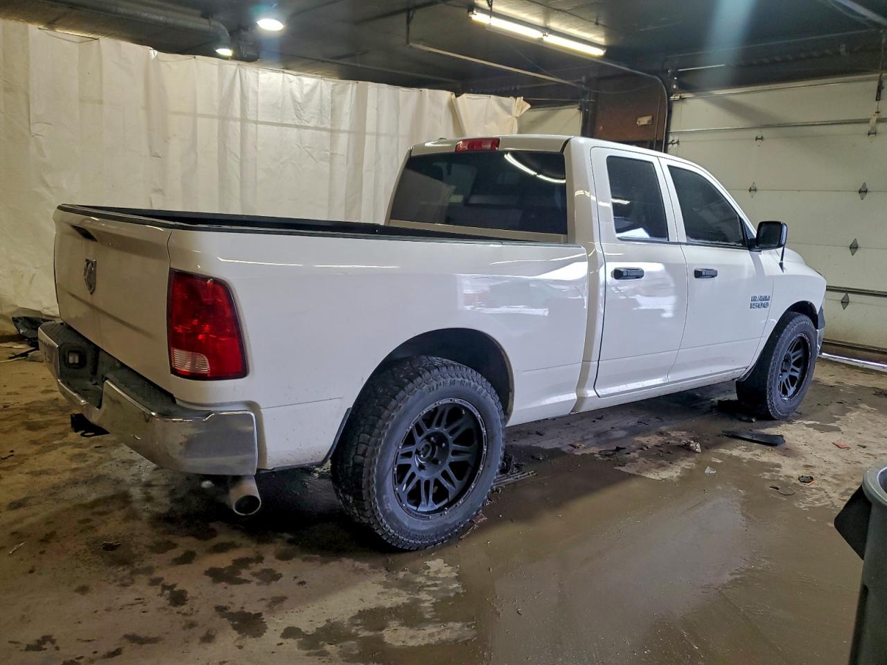 2014 RAM 1500 ST photo 3