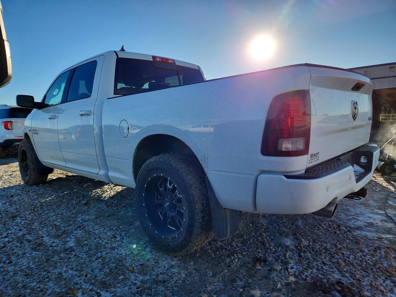 2015 RAM 1500 SPORT photo 2