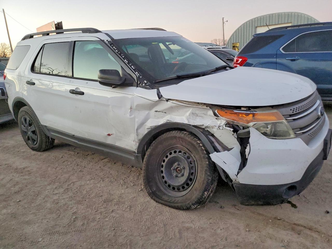 2013 FORD EXPLORER photo 4