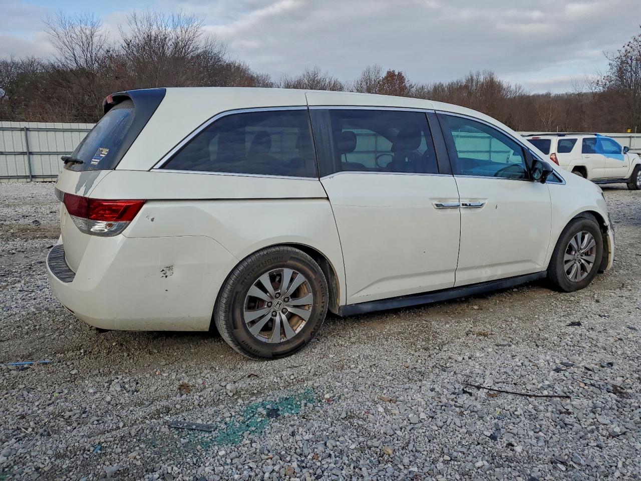 2014 HONDA ODYSSEY EXL photo 3