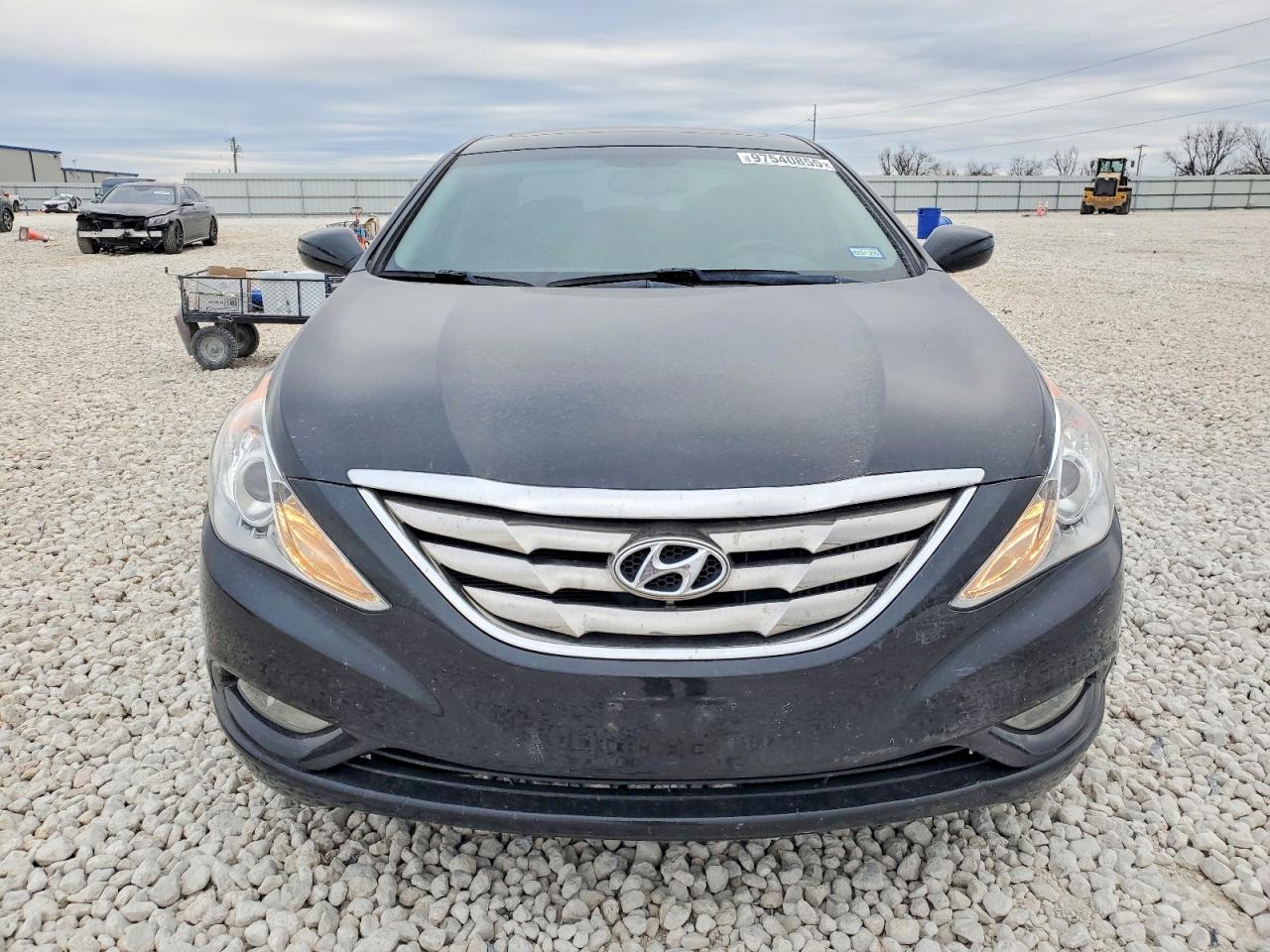2013 HYUNDAI SONATA photo 9