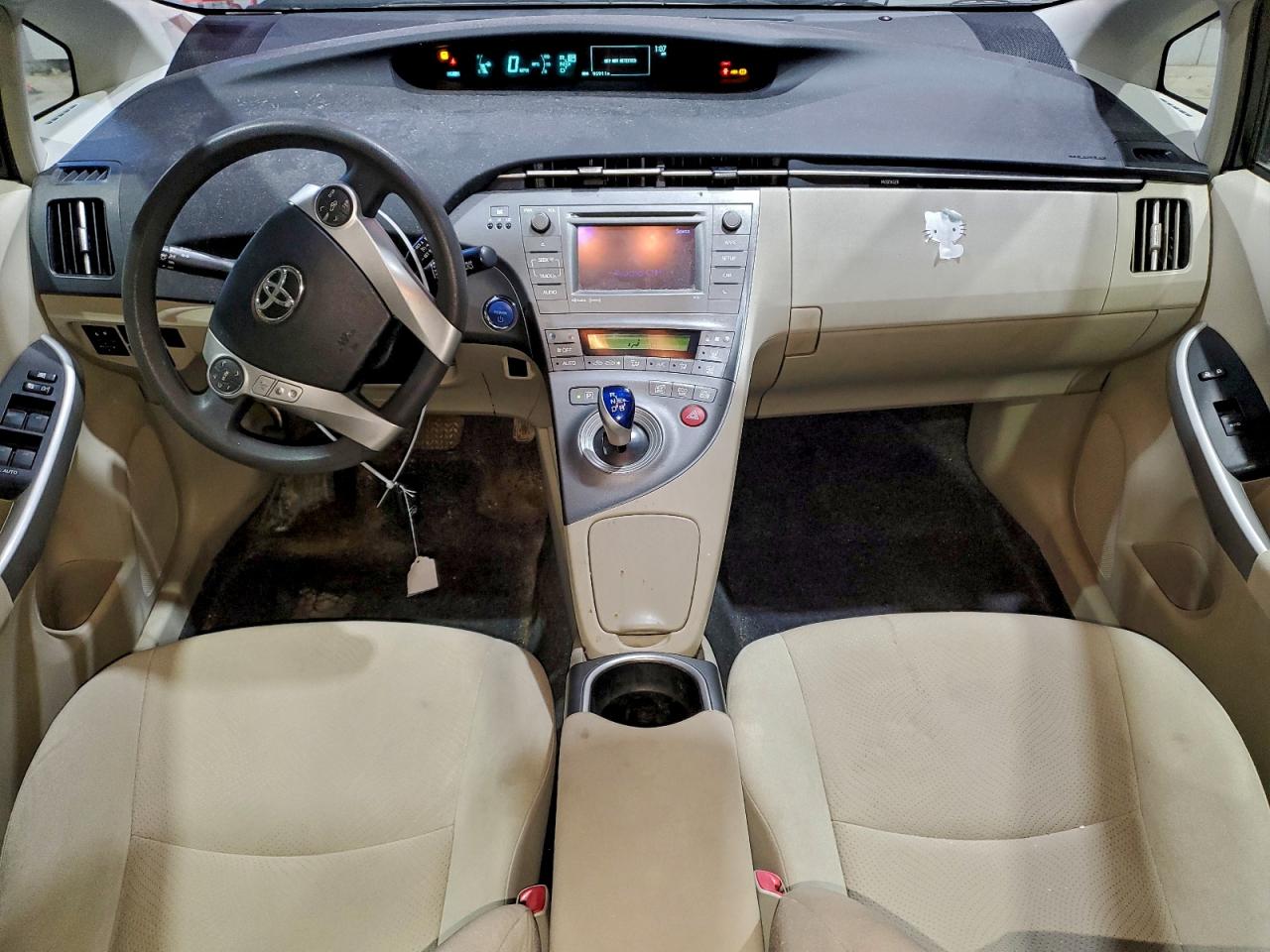 2013 TOYOTA PRIUS photo 8