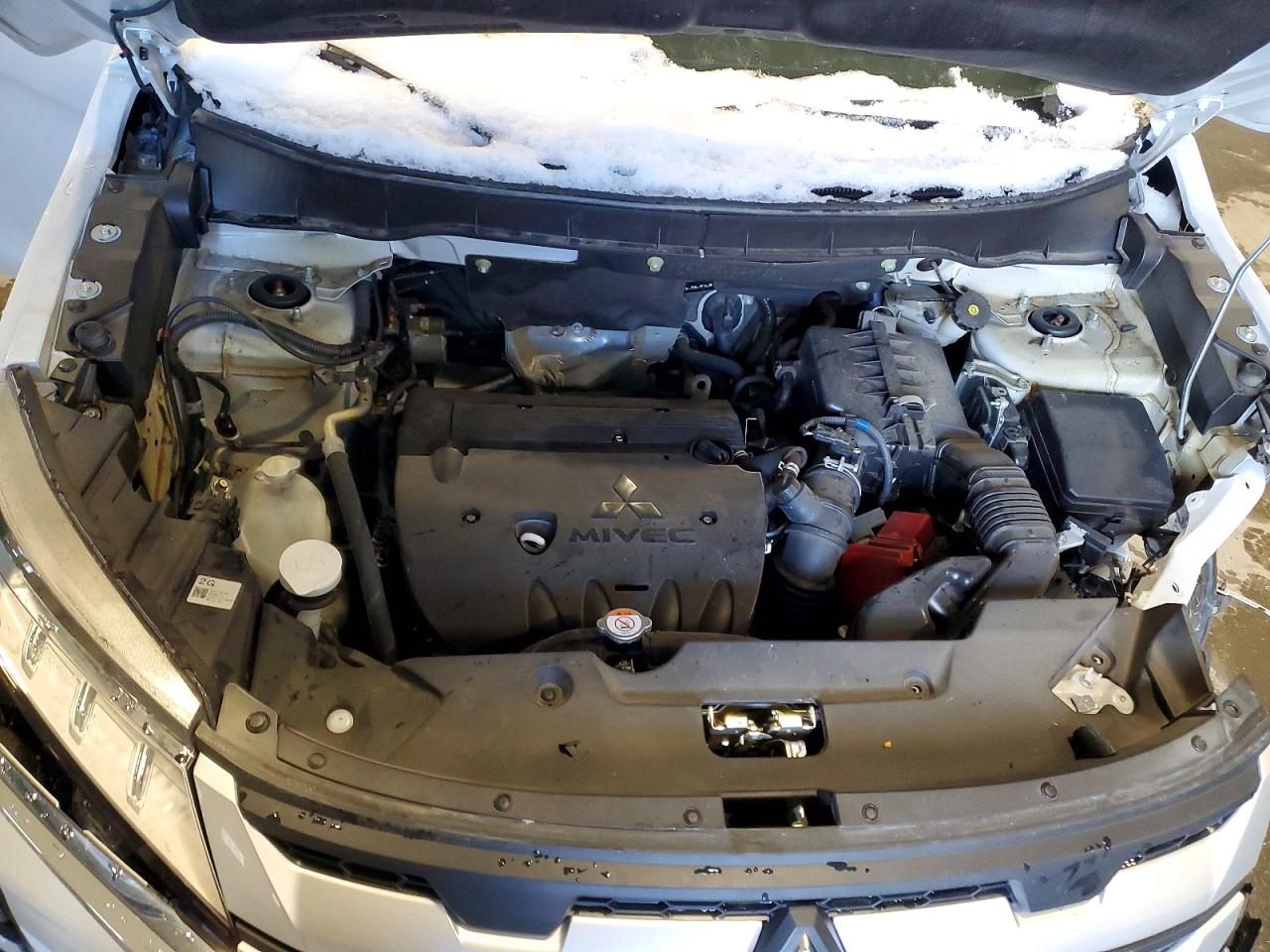 2024 MITSUBISHI OUTLANDER SPORT S/SE photo 12