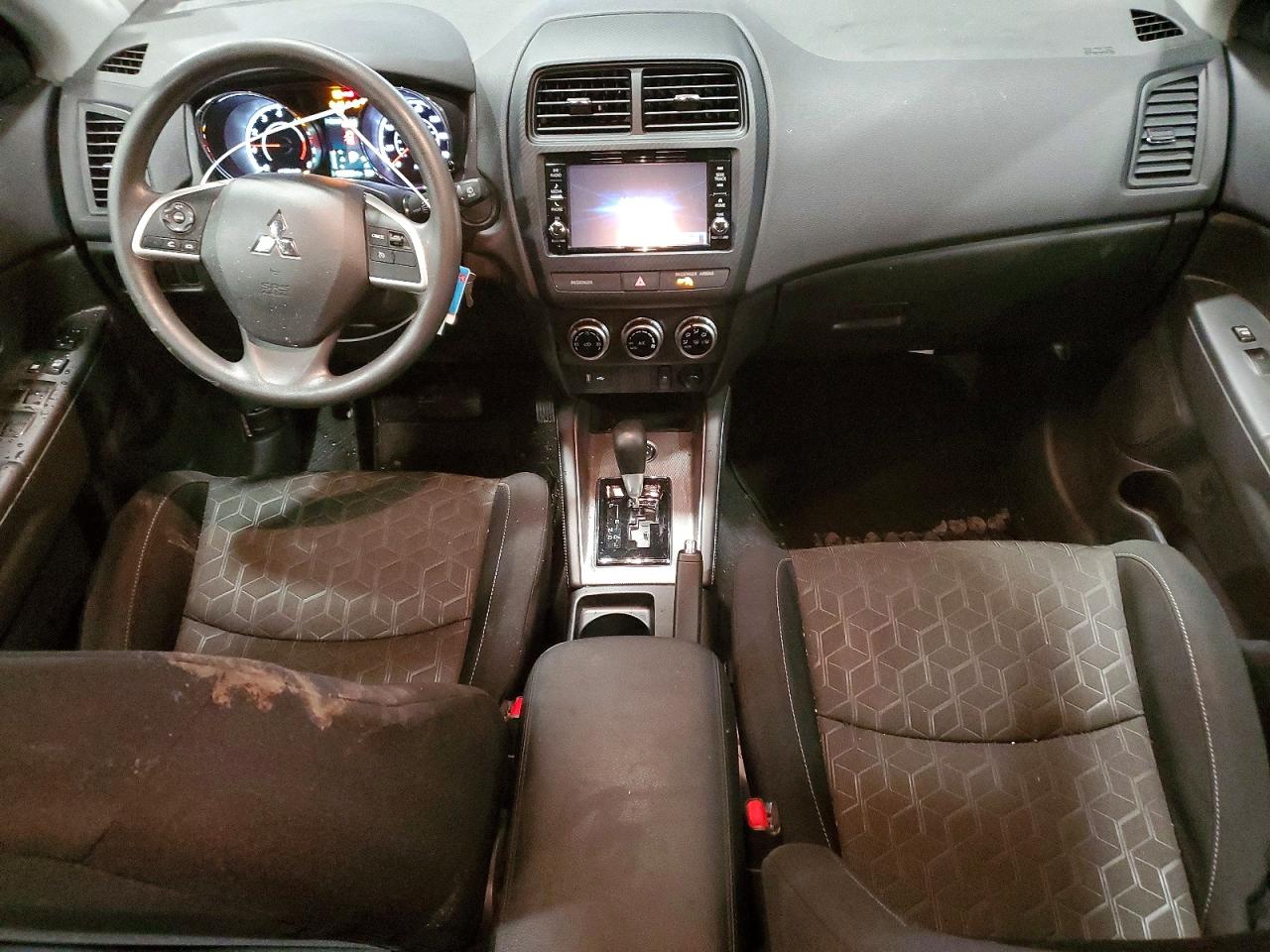 2024 MITSUBISHI OUTLANDER SPORT S/SE photo 8
