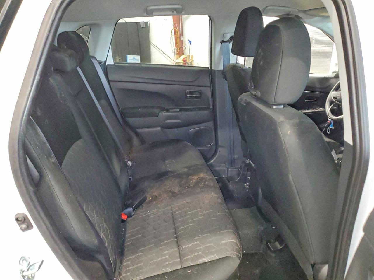 2024 MITSUBISHI OUTLANDER SPORT S/SE photo 11