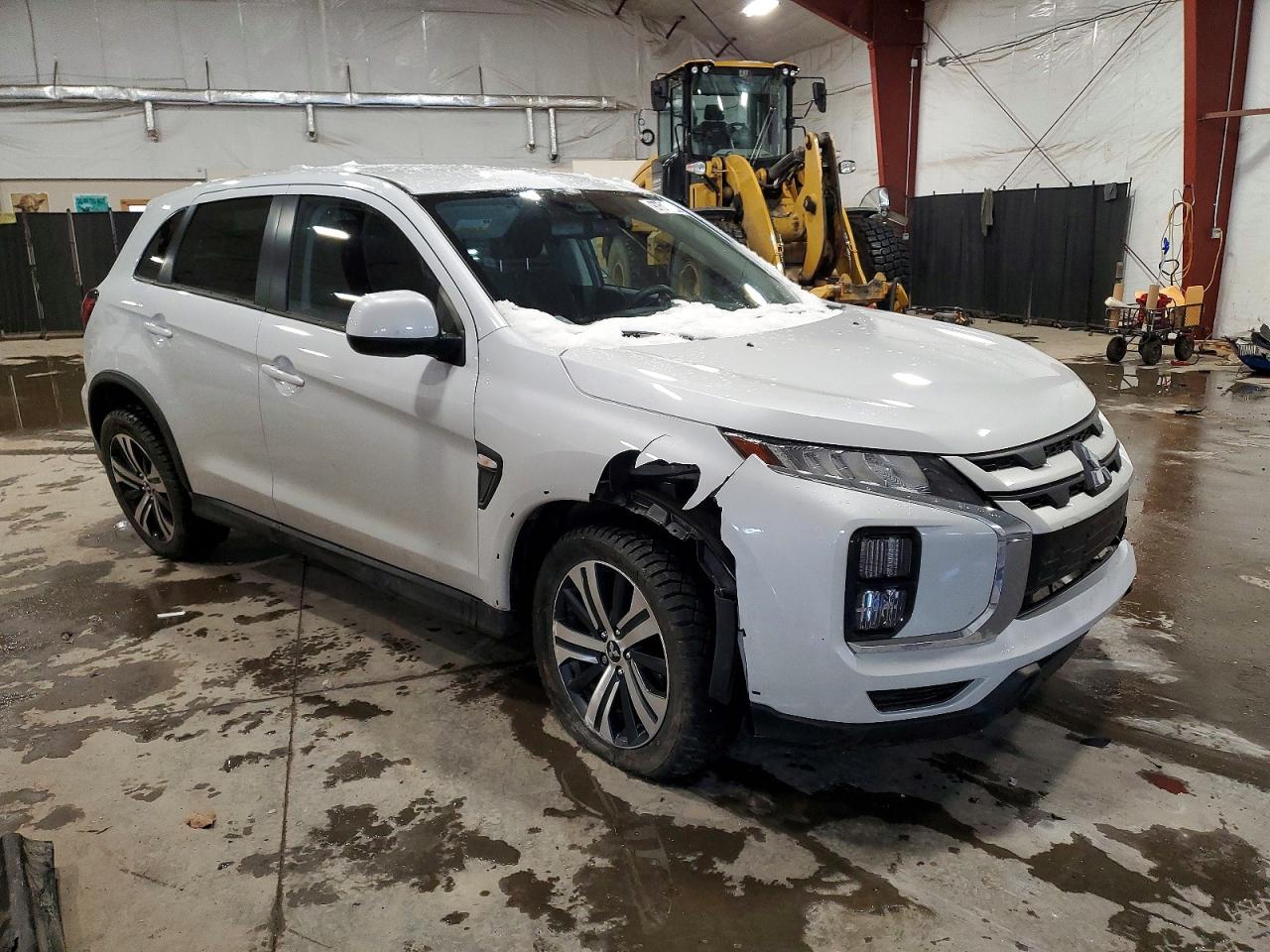 2024 MITSUBISHI OUTLANDER SPORT S/SE photo 4