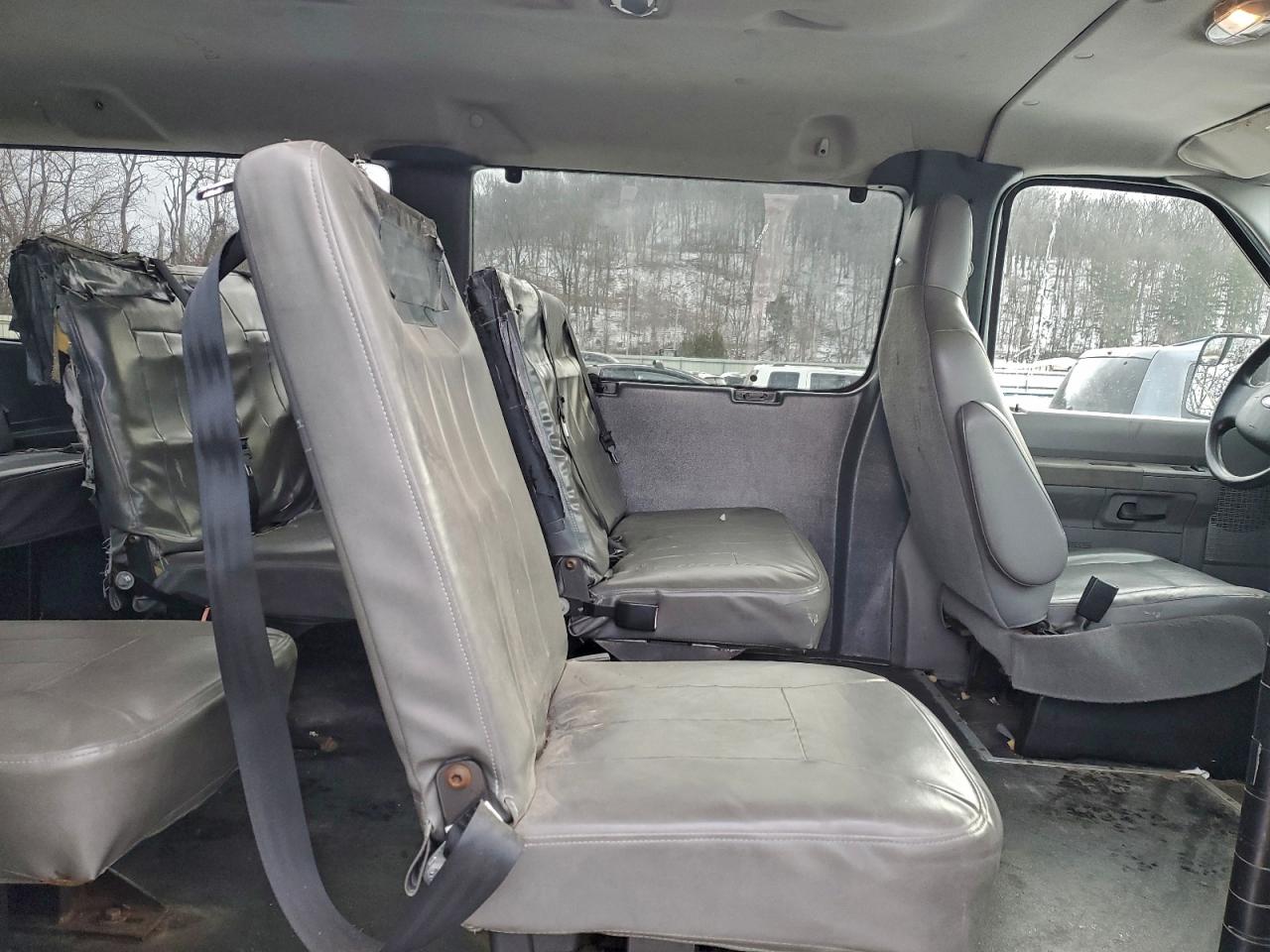2011 FORD ECONOLINE E250 VAN photo 11