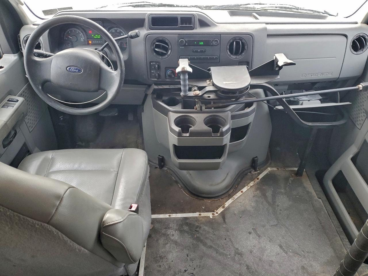 2011 FORD ECONOLINE E250 VAN photo 8