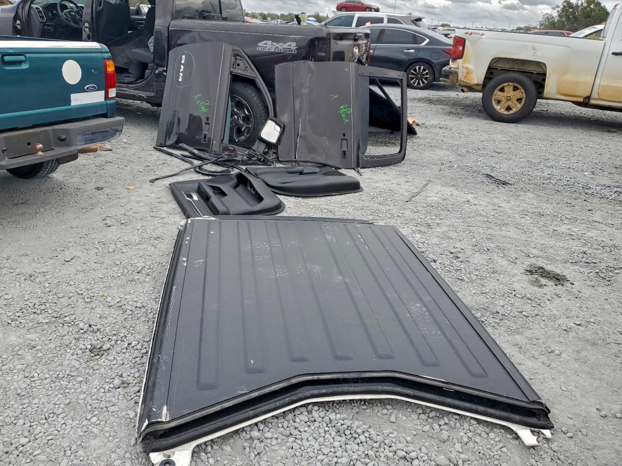 2019 RAM 1500 BIG HORN/LONE STAR photo 12