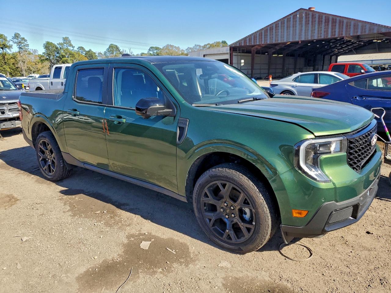 2025 FORD MAVERICK LARIAT photo 4