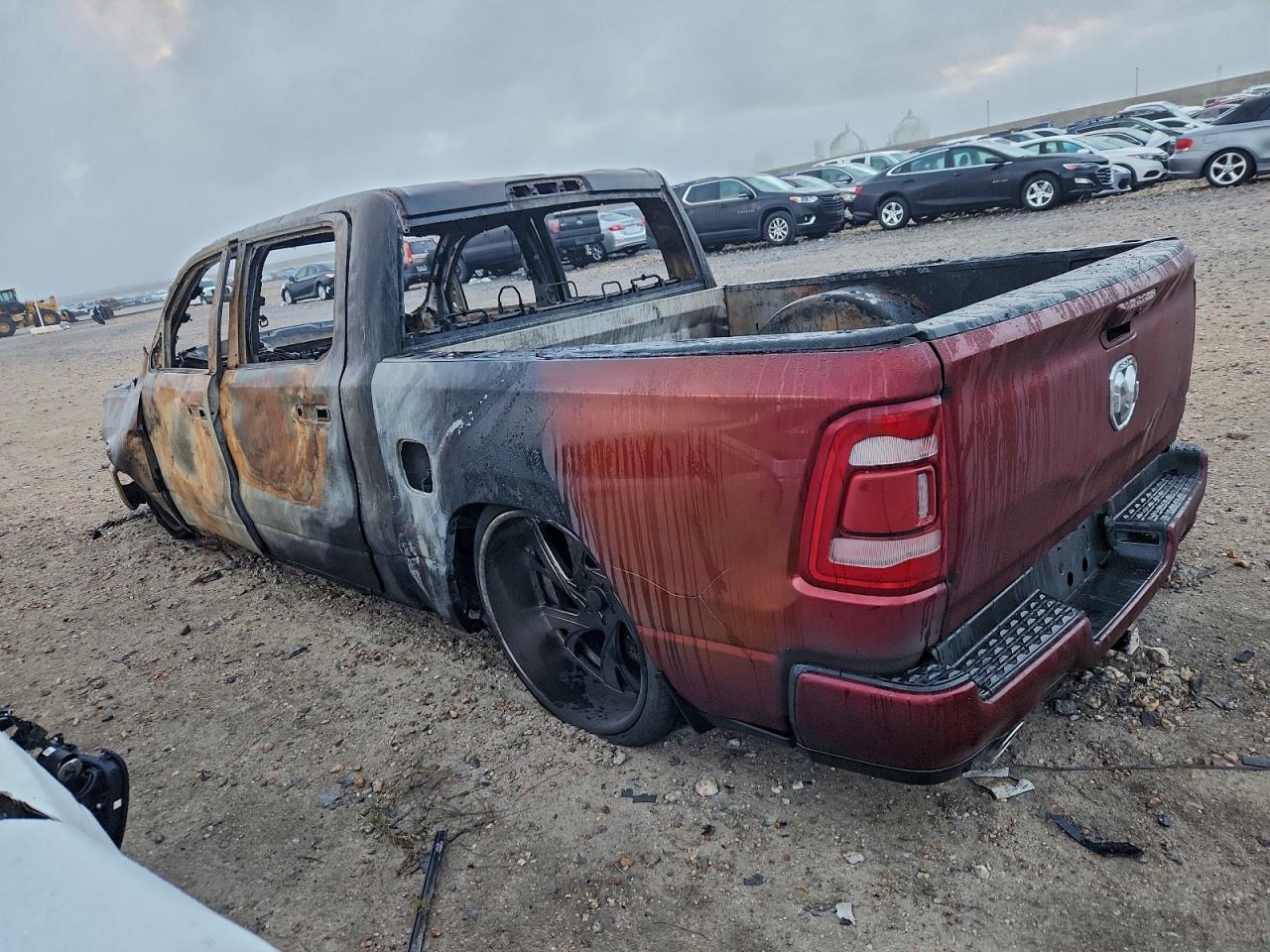 2023 RAM 1500 LARAMIE photo 2