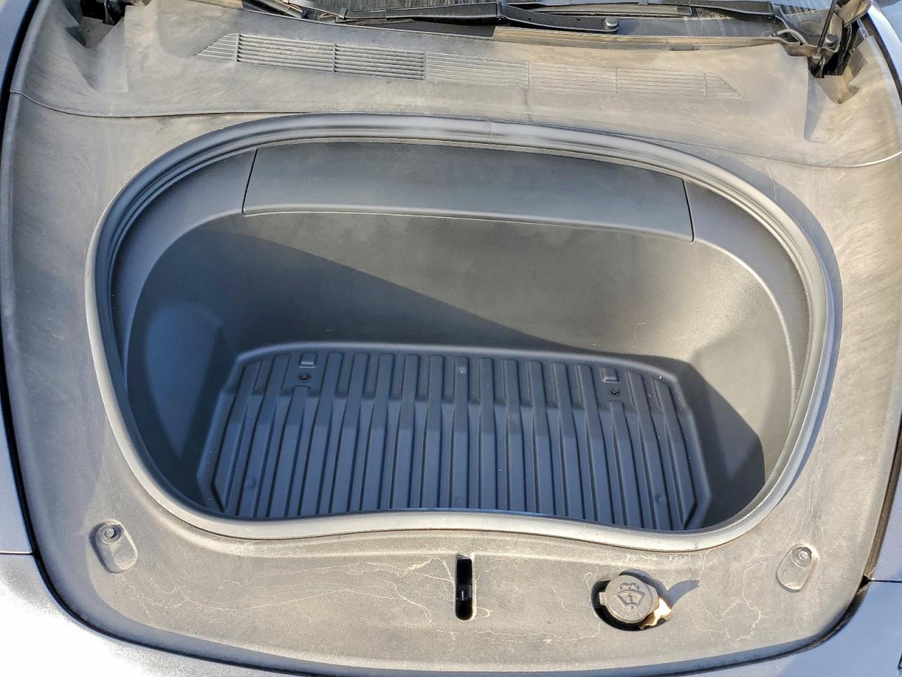 2024 TESLA MODEL 3 photo 11