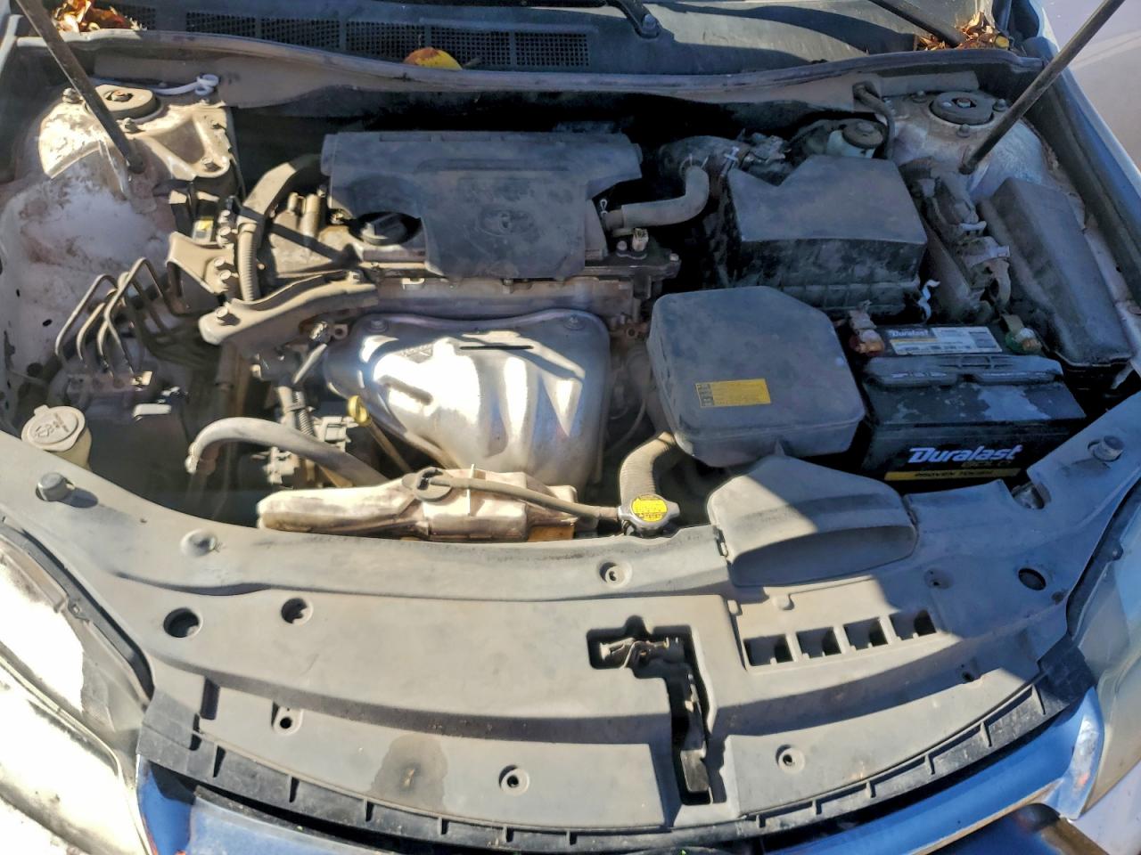 2015 TOYOTA CAMRY LE photo 11