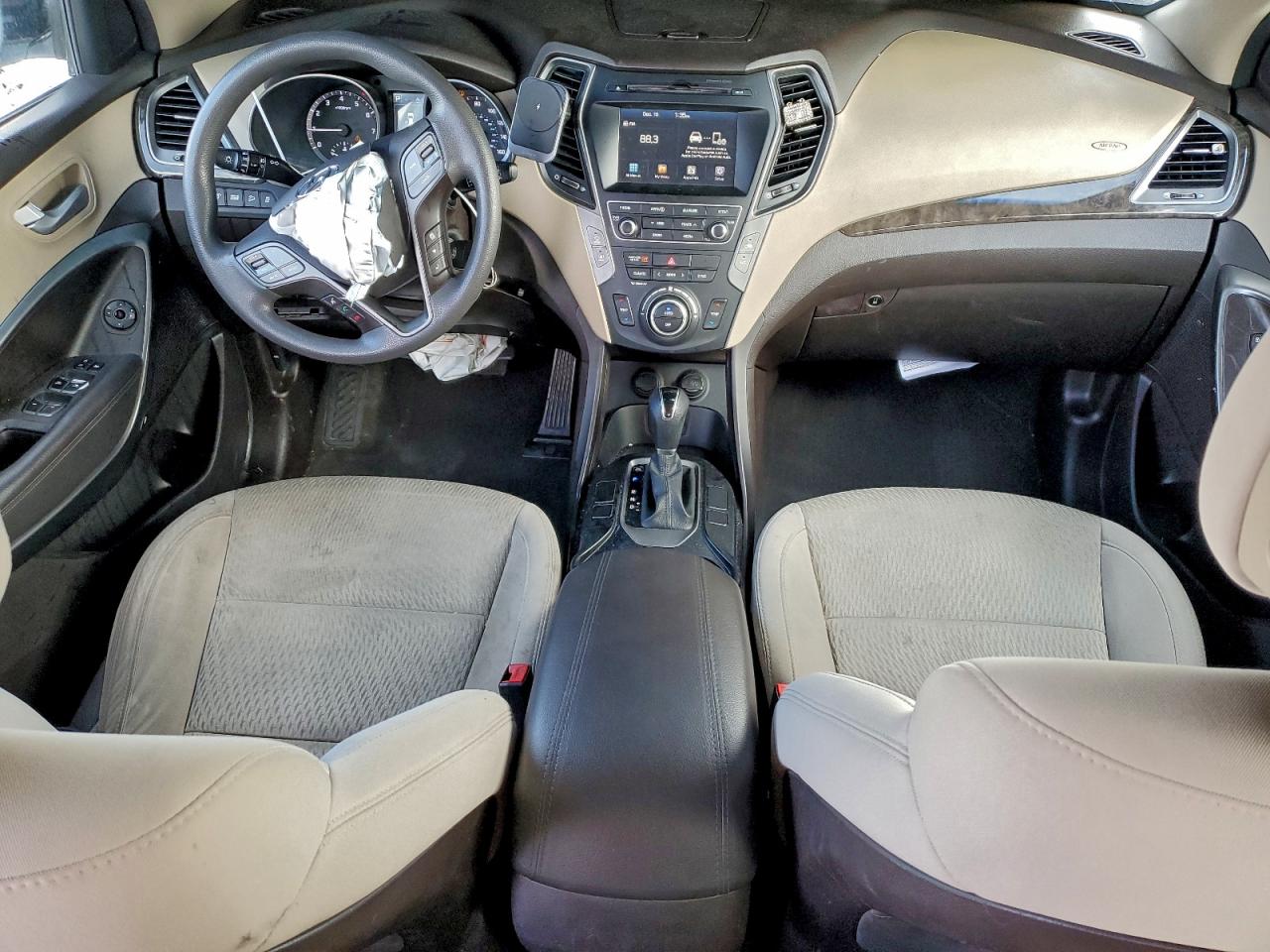 2017 HYUNDAI SANTA FE SPORT photo 8