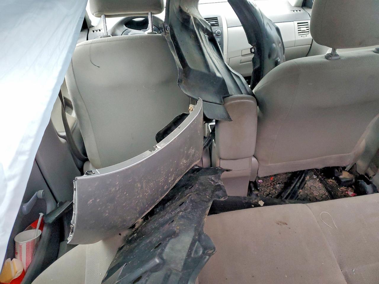 2011 TOYOTA COROLLA BASE photo 8