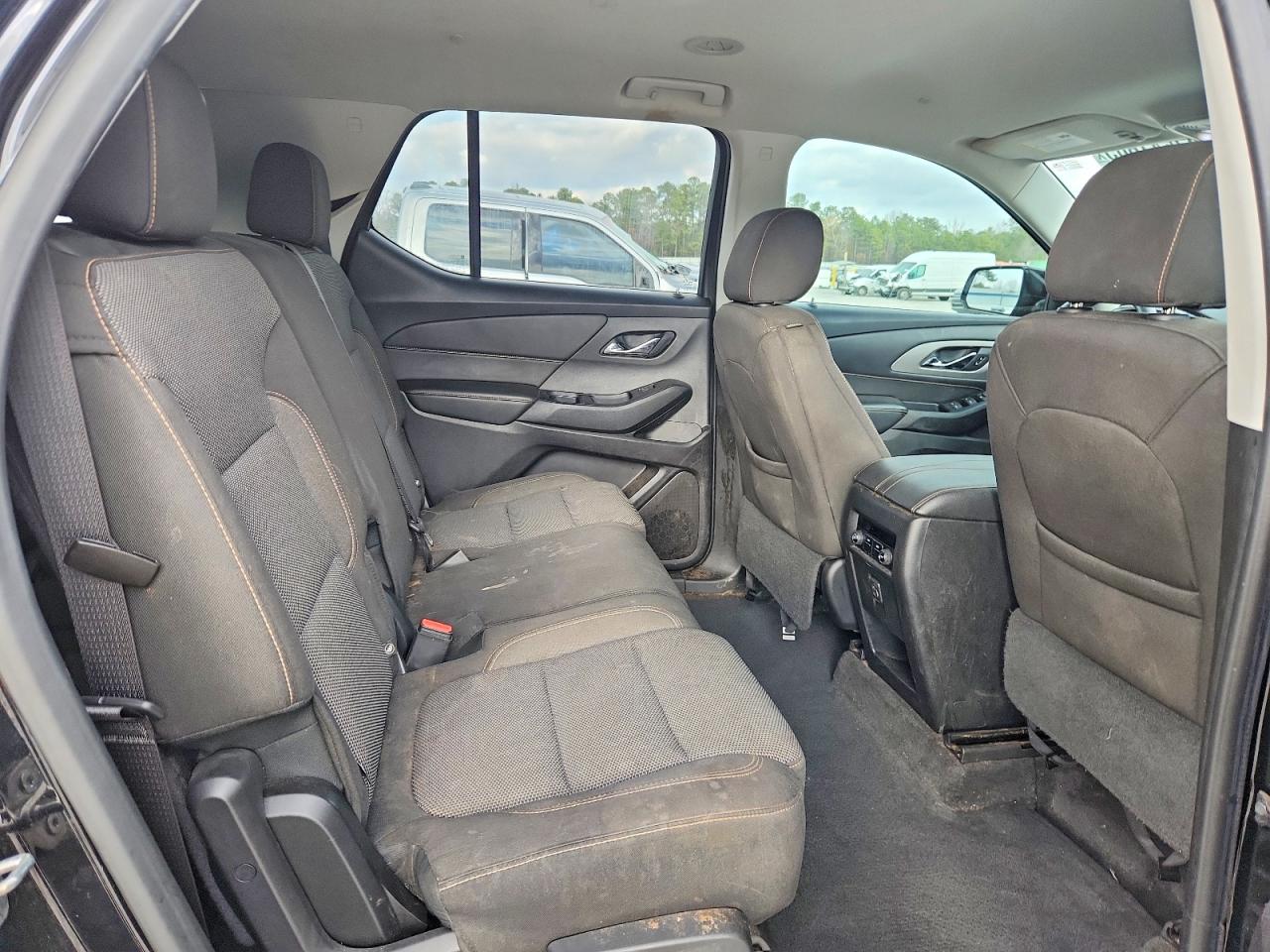 2019 CHEVROLET TRAVERSE LS photo 11