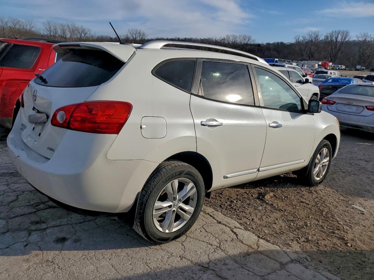 2015 NISSAN ROGUE SELECT S photo 3