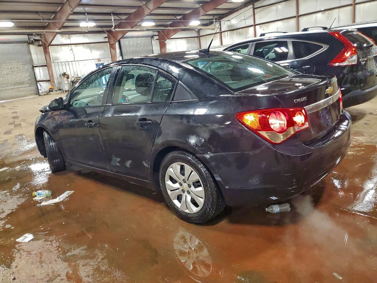 2013 CHEVROLET CRUZE LS photo 2