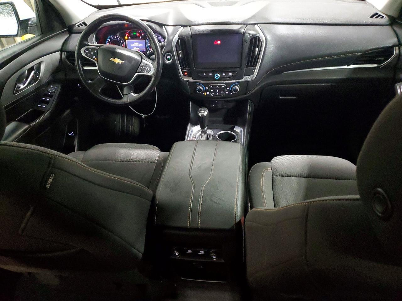 2020 CHEVROLET TRAVERSE LT photo 8