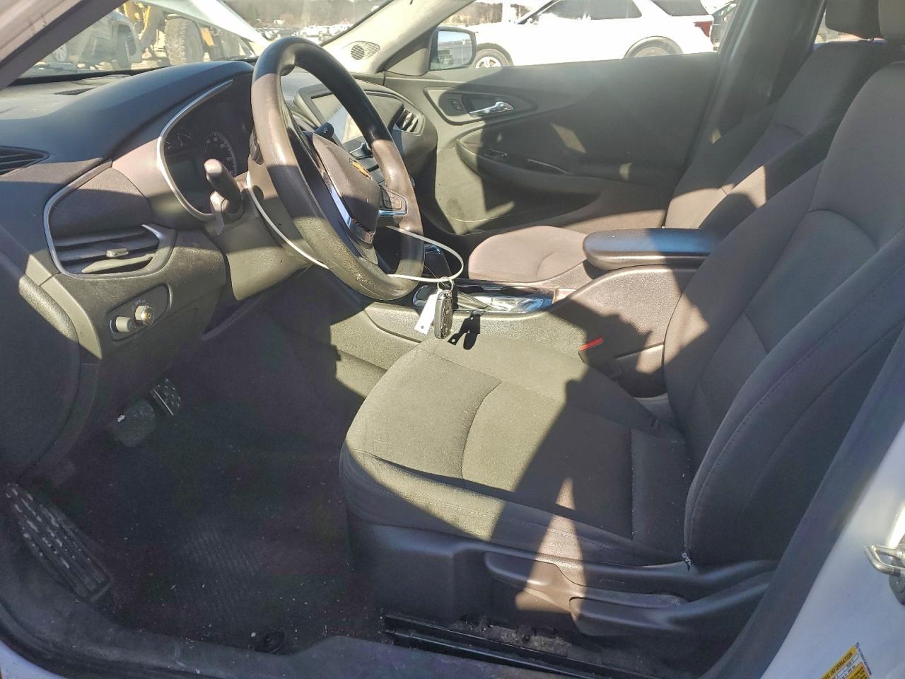 2016 CHEVROLET MALIBU LS photo 7