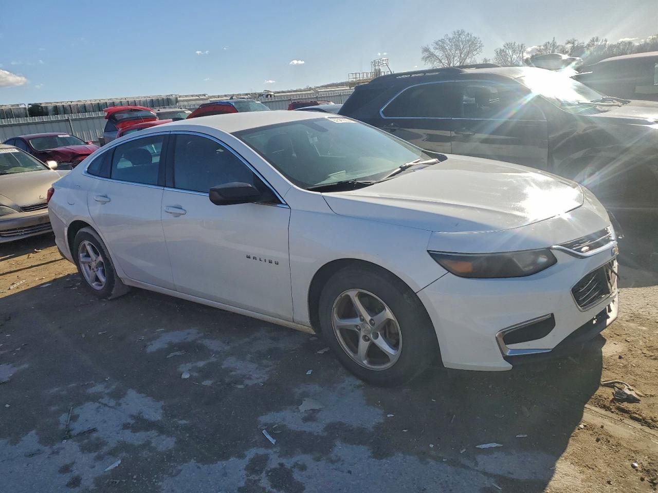 2016 CHEVROLET MALIBU LS photo 4