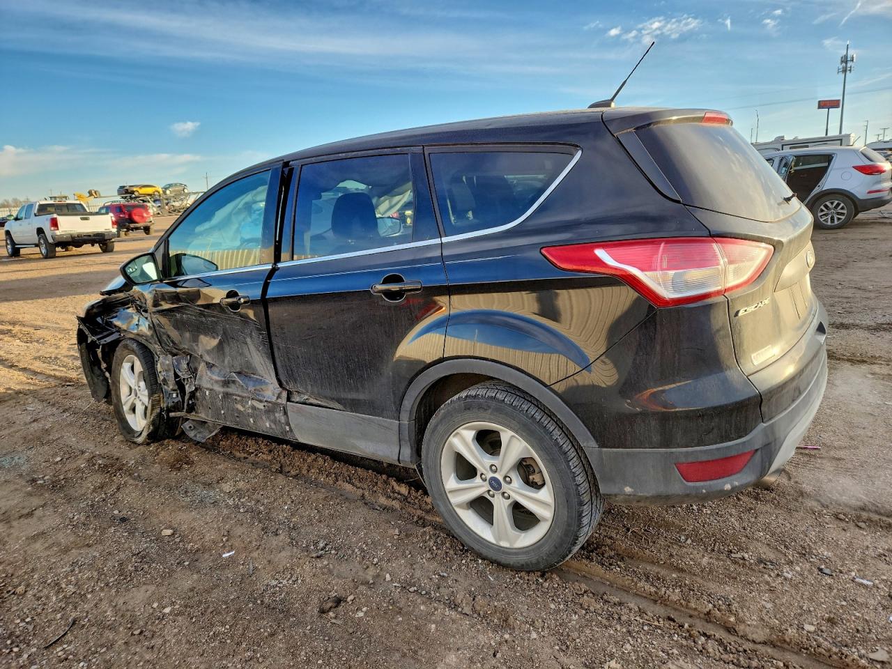 2016 FORD ESCAPE SE photo 2