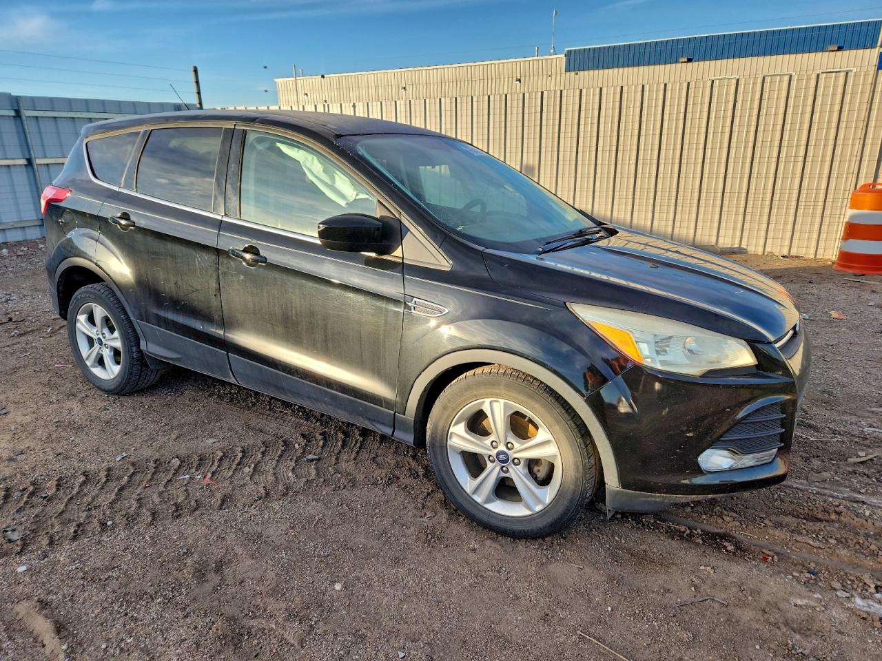 2016 FORD ESCAPE SE photo 4