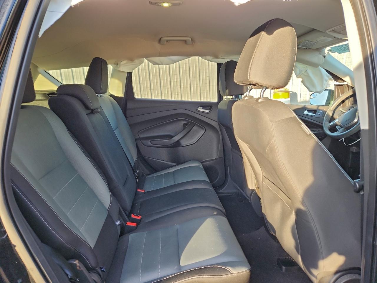 2016 FORD ESCAPE SE photo 11