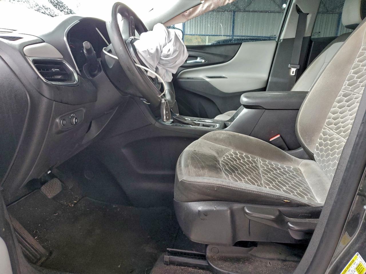 2020 CHEVROLET EQUINOX LS photo 19