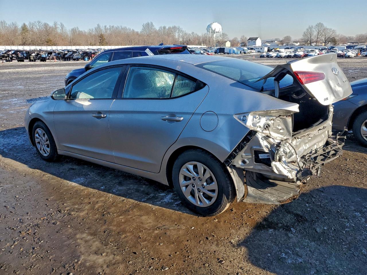 2020 HYUNDAI ELANTRA SE photo 2