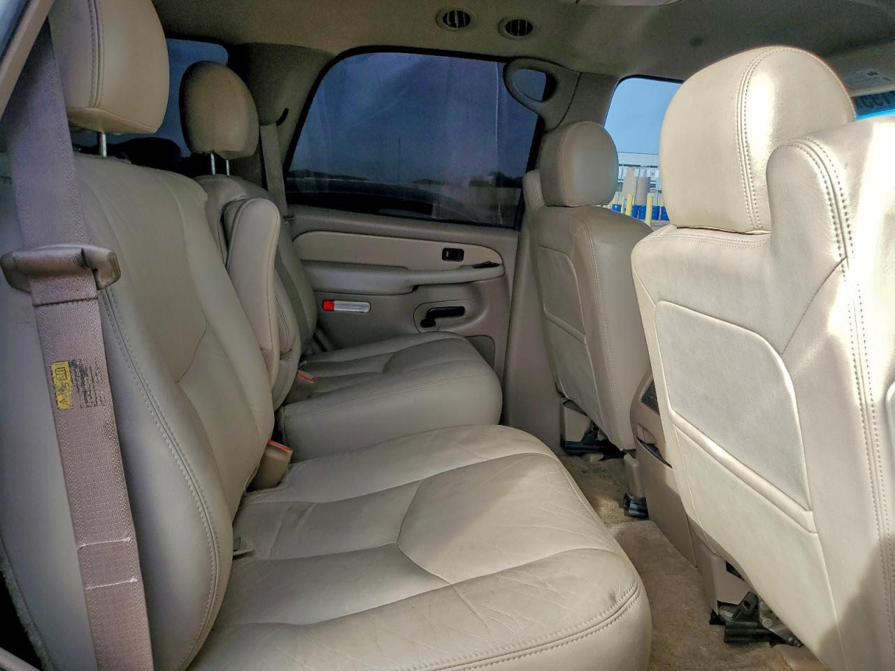 2003 CHEVROLET TAHOE K1500 photo 10