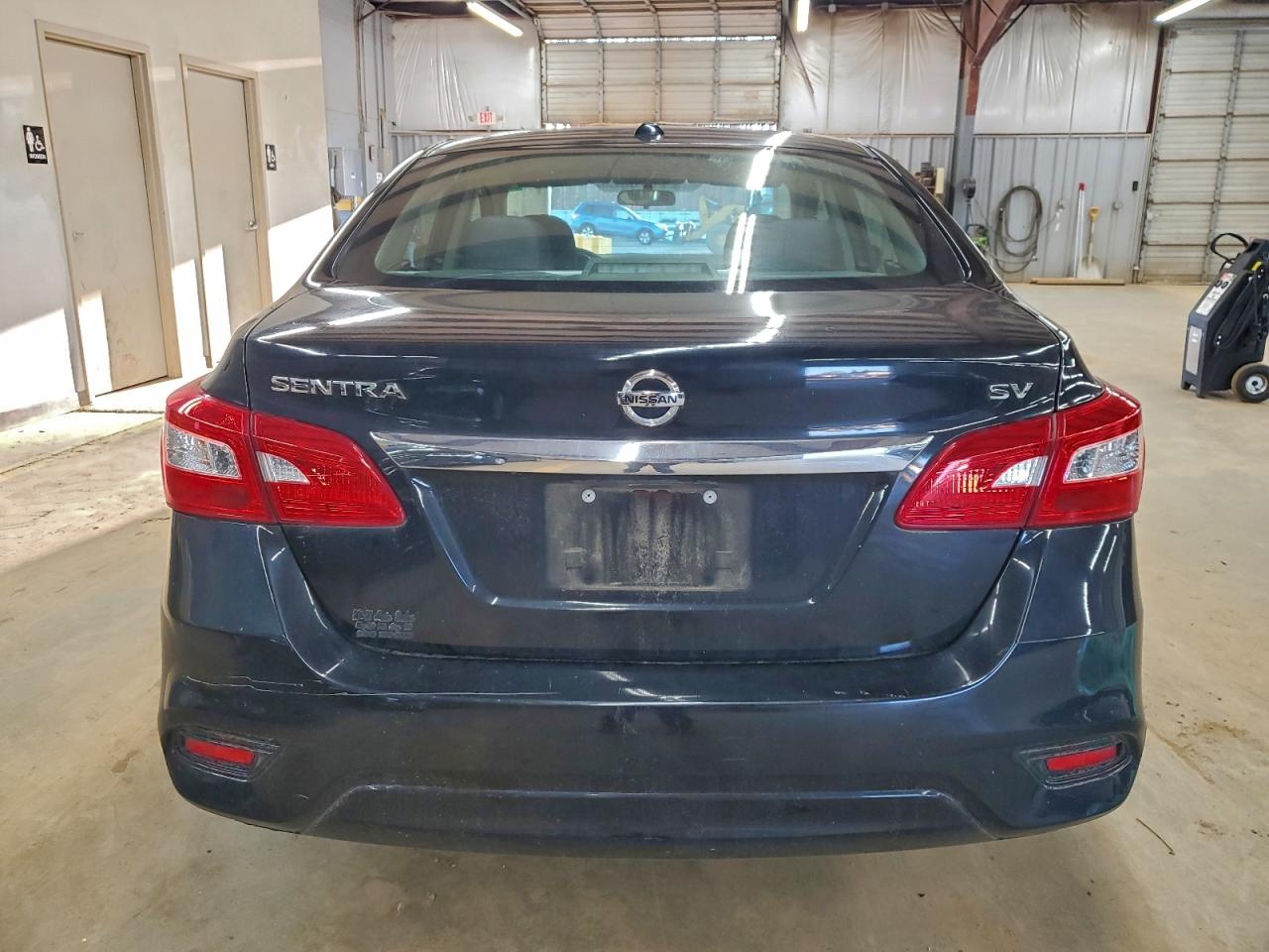 2018 NISSAN SENTRA S photo 6