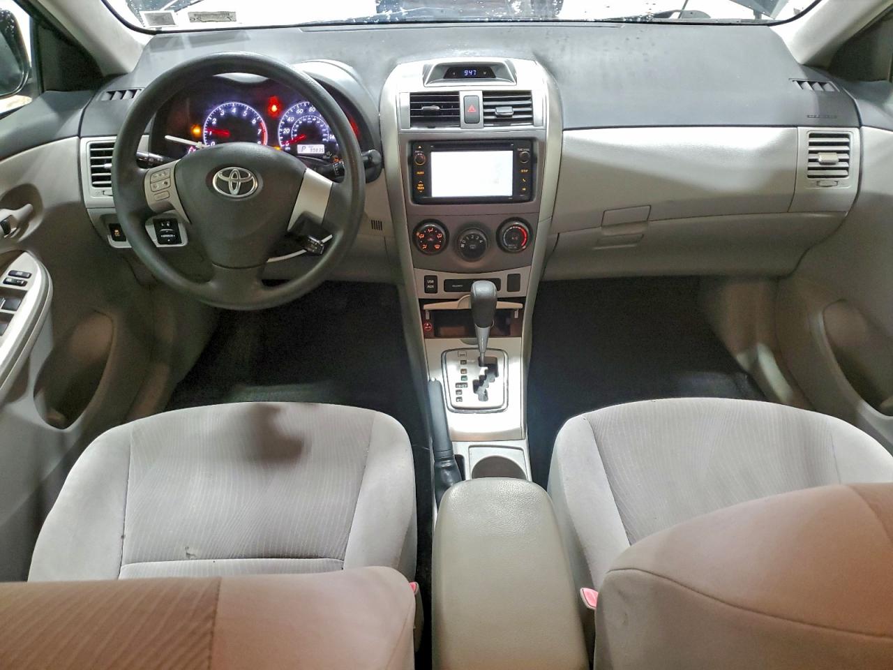 2013 TOYOTA COROLLA BASE photo 8