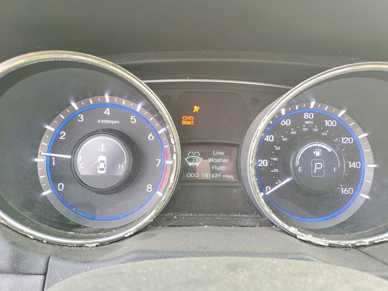 2011 HYUNDAI SONATA GLS photo 9